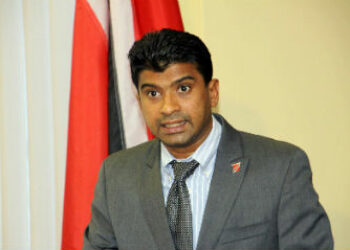 Exministro de Trinidad y Tobago se suma a llamado al Estado de Emergencia