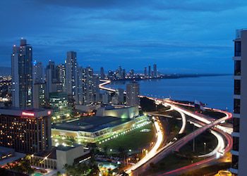 Informe destaca los retos de Panamá en el combate al lavado de dinero