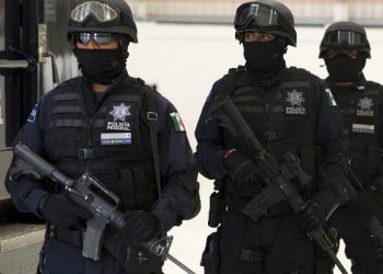 Policía de México conspira con criminales en secuestro extorsivo de migrante