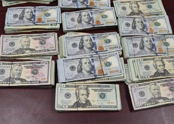 Récord de remesas de EE. UU. a México genera dudas sobre lavado de dinero
